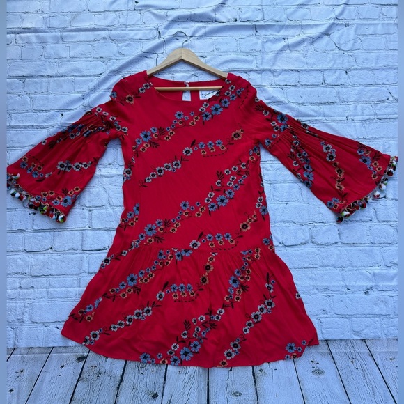 Nicole Miler Floral embroidered Pom Pom Dress size 4 bell sleeve - Picture 1 of 11